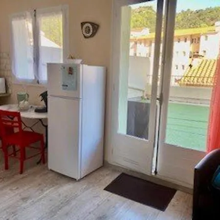 Cosy Centre-ville Amelie-les-bains Pour 2 Personnes - Fr-1-703-68 *